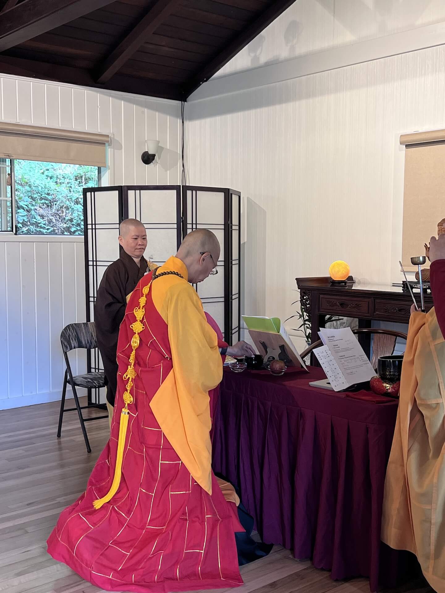 得戒和尚拈香祈福