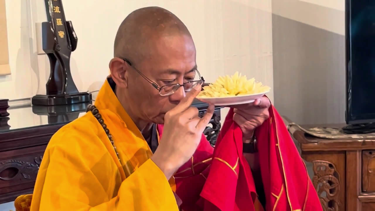 得戒和尚拈香祈福