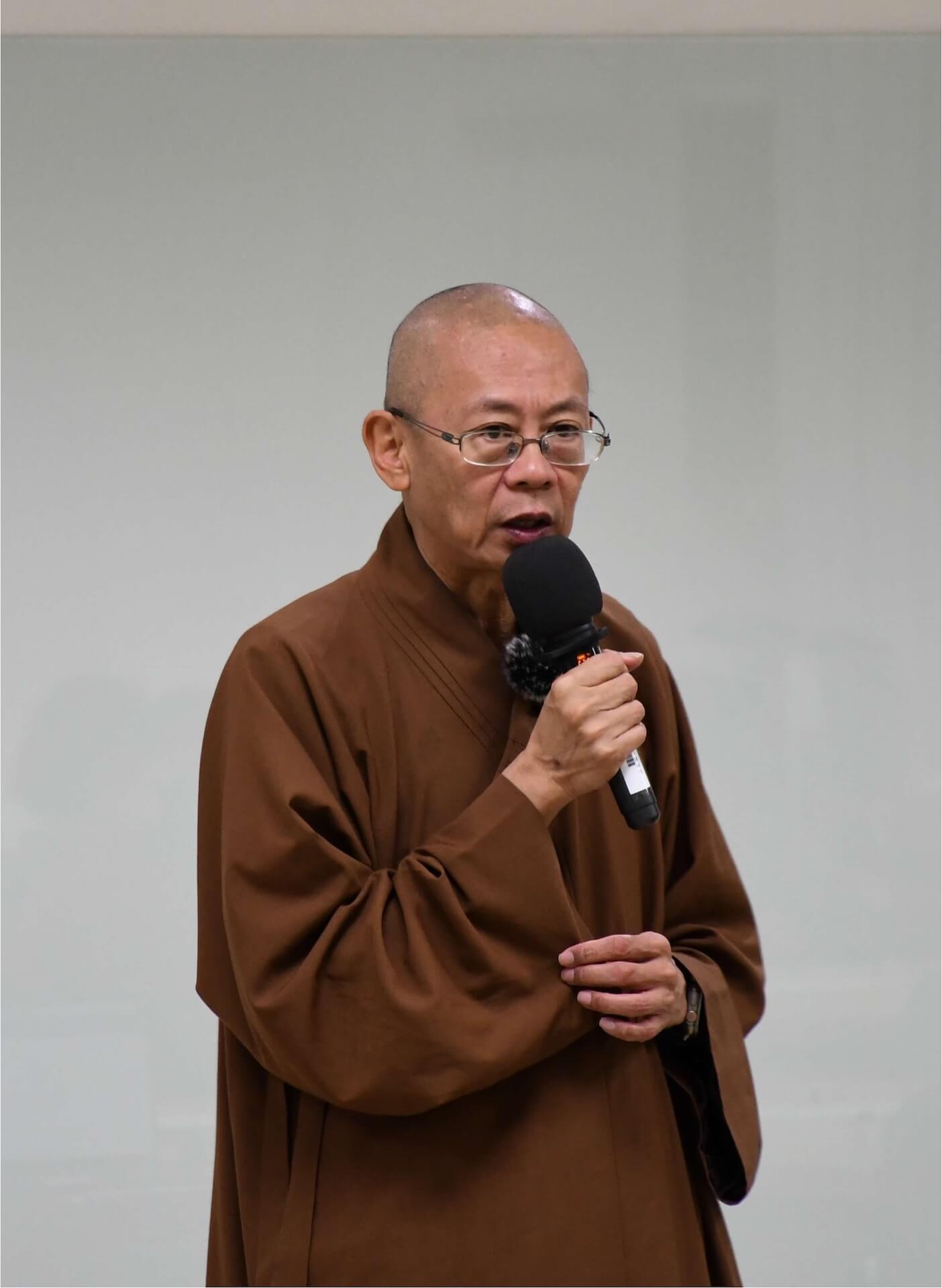 見護法師